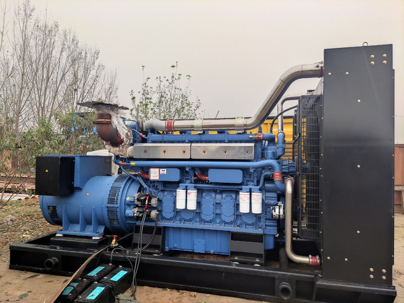 武隆柴油发电机组更换机油时,应遵循哪些步骤?