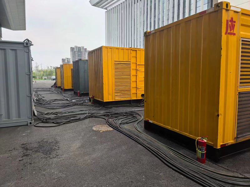 武隆不同季节柴油发电机组保养有哪些注意事项?