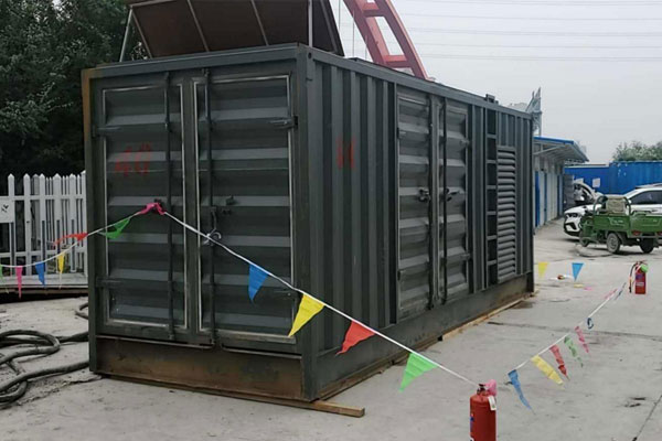 武隆发电机租赁空气滤清器多久更换一次?