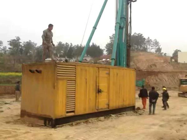 武隆如何判断水冷式机油散热器密封件是否需要更换？